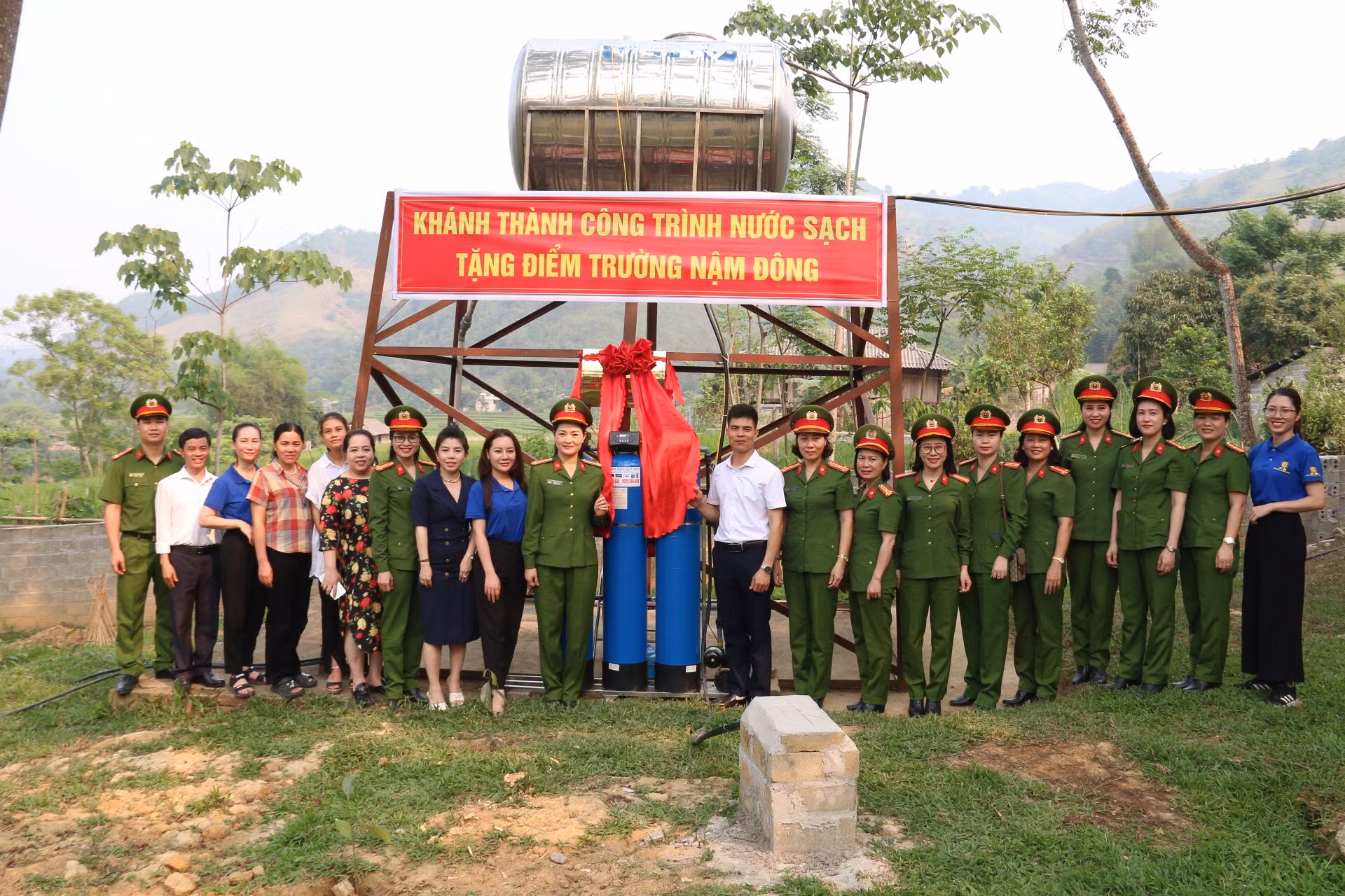 Trường Cao đẳng CSND I mang nước sạch về cho học sinh các bản vùng sâu Yên Bái -0