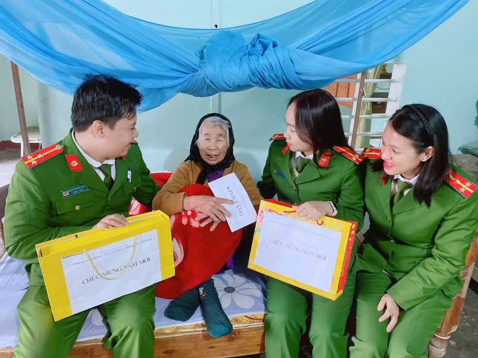 DB31-Đất thiêng Thành cổ -0