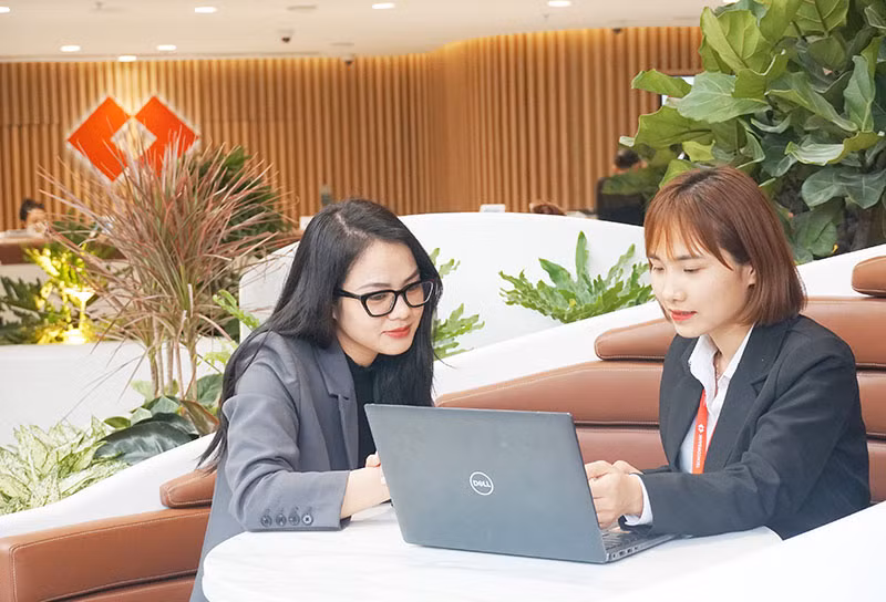Đại hội đồng cổ đông Techcombank: Điểm sáng trong bức tranh 22.000 tỷ lợi nhuận? -0