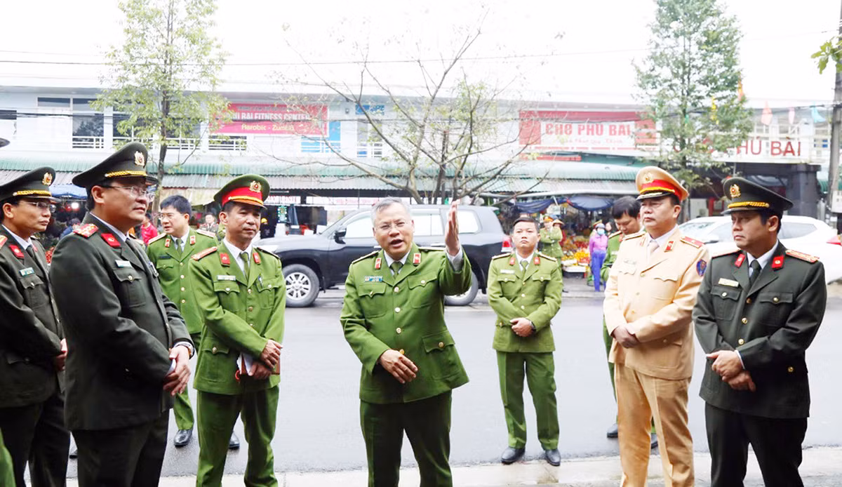 Khắc ghi lời Bác, vững vàng trên trận tuyến phòng, chống tội phạm -0