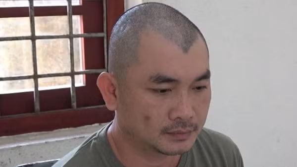 Khởi tố đối tượng cầm búa đánh vào đầu người yêu cũ