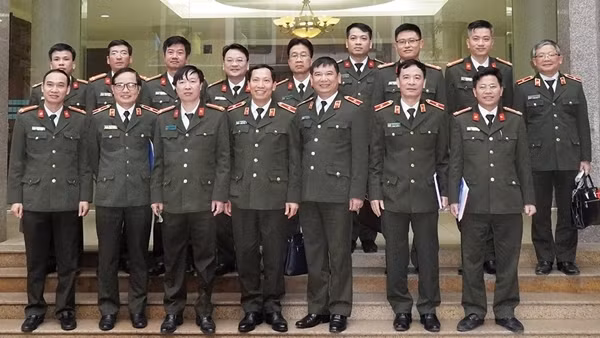 Phát huy thành tựu 50 năm phát triển công nghệ thông tin trong Công an nhân dân