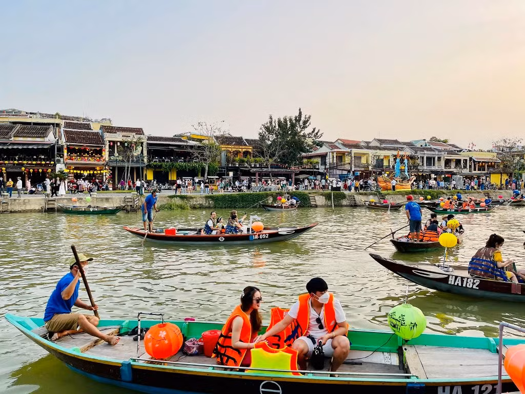 Bảo tồn, phát huy giá trị các Khu Di sản Thế giới tại Việt Nam trong bối cảnh hậu COVID-19 -0