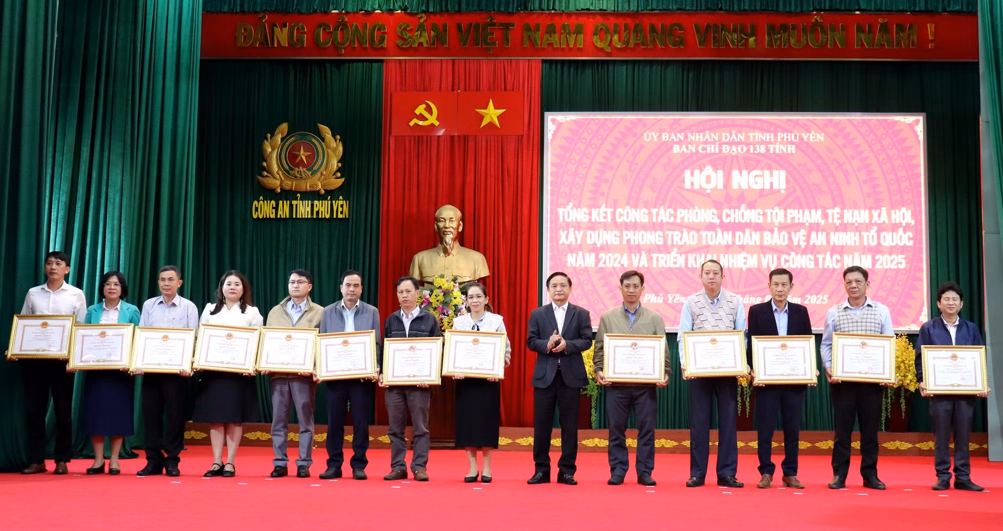 Nhiều chuyển biến tích cực trong phong trào Toàn dân bảo vệ ANTQ ở Phú Yên -0