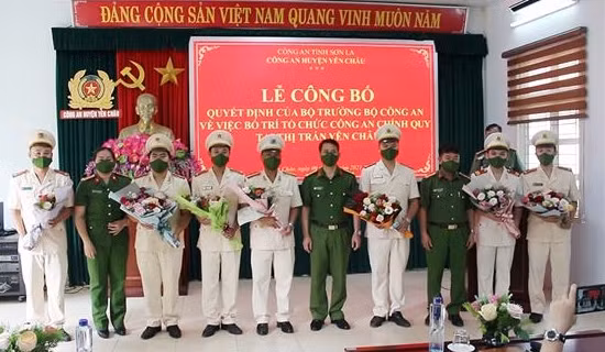Công an 10 xã, thị trấn thuộc tỉnh Bến Tre được tổ chức theo mô hình chính quy ảnh 3