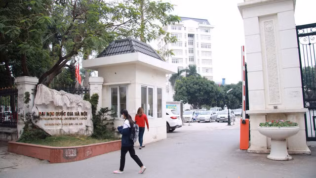Điểm sàn nhận hồ sơ xét tuyển vào ĐHQG Hà Nội ngành cao nhất là 24 điểm -0