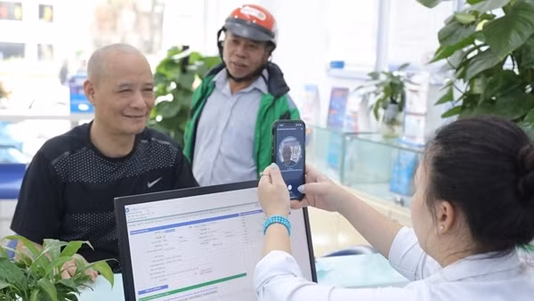 Kiên quyết khoá thuê bao chưa chuẩn hóa thông tin sau 31/3