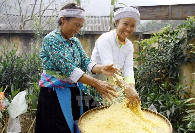 mèn mén là món ăn truyền thống với nghệ thuật chế biến của người mông-ảnh báo dân tộc và phát triển.jpg -0