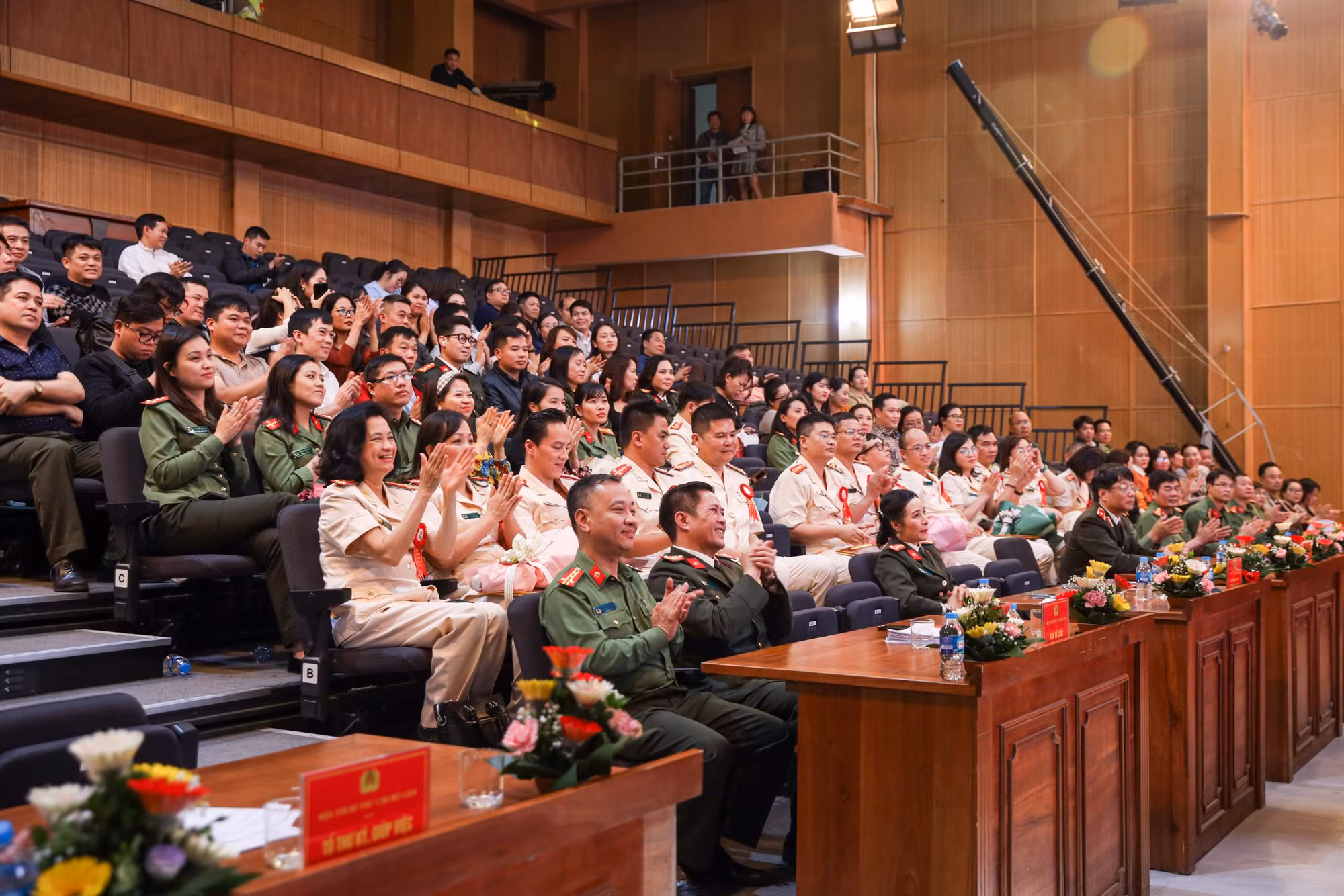 Trao 2 giải A, 3 giải B, 5 giải C Hội thi Bí thư Chi bộ giỏi Cục Truyền thông CAND -0