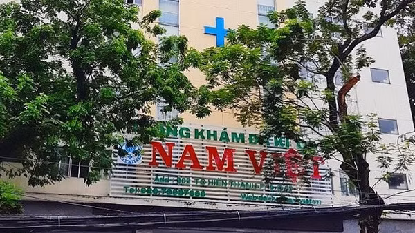 Tước chứng chỉ hành nghề 2 bác sĩ phòng khám “vẽ bệnh, moi tiền”