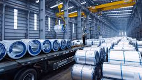 Hệ lụy từ việc Mỹ siết thuế nhôm, thép lên 50%