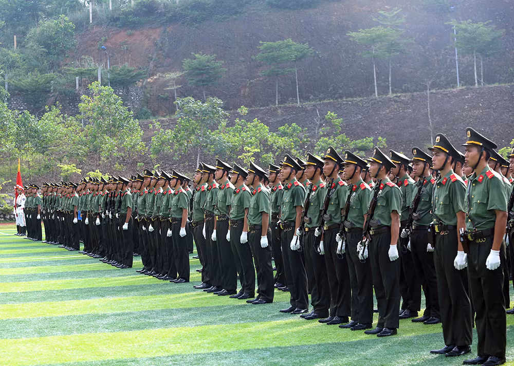 Khép lại khóa huấn luyện đầy thử thách, mở ra hành trình mới cho chiến sĩ trẻ -0