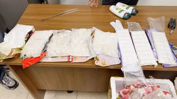 Bắt giữ 2 đối tượng mua bán, vận chuyển hơn 5,3kg ma tuý