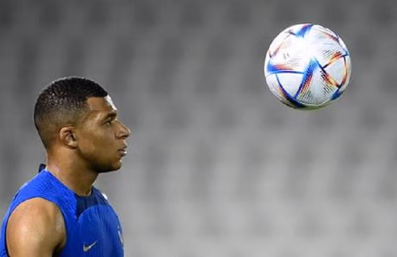 Quả bóng công nghệ sẽ thay đổi World Cup mãi mãi -0