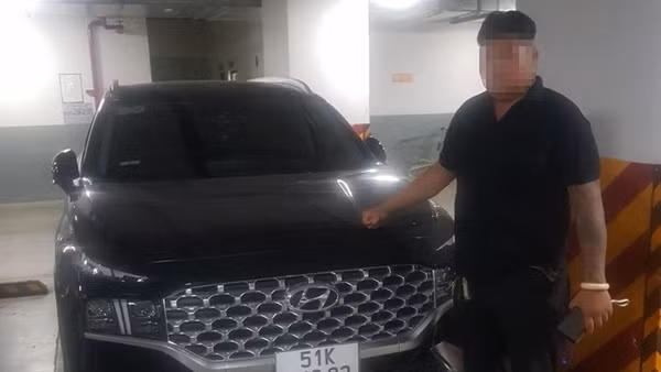 Bảo vệ chung cư đem 4 xe ô tô của cư dân đi cầm cố rồi... biến mất