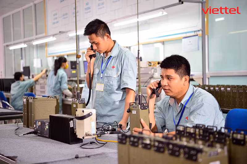 Nhiều sản phẩm công nghệ của Viettel trình diễn tại Triển lãm Quốc phòng Quốc tế 2022 -4