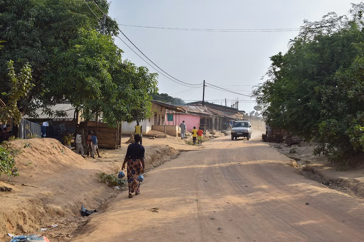Khai thác kim cương thủ công ở Sierra Leon -0
