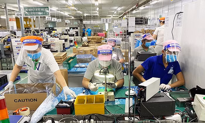 Nhu cầu làm việc trong lĩnh vực thương mại, dịch vụ tăng cao dịp cuối năm -0