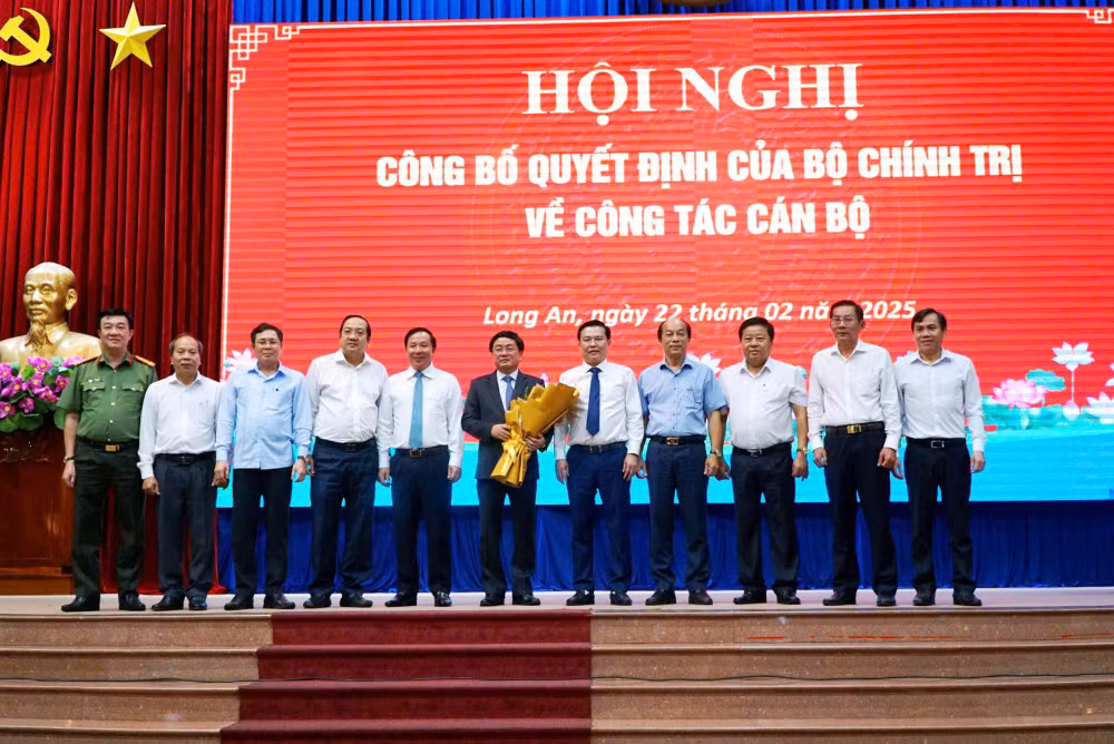 Tân Bí thư Tỉnh ủy Long An mong muốn cùng đoàn kết đưa Long An phát triển -0