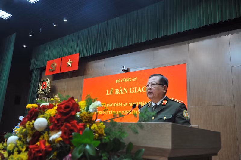 Bộ Công an cam kết triển khai công tác an ninh hàng không chặt chẽ, hiệu quả và an toàn -0