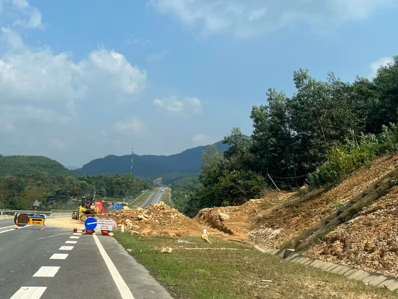 Thẩm định chủ trương đầu tư Dự án đường liên kết vùng kết nối ba tỉnh -0