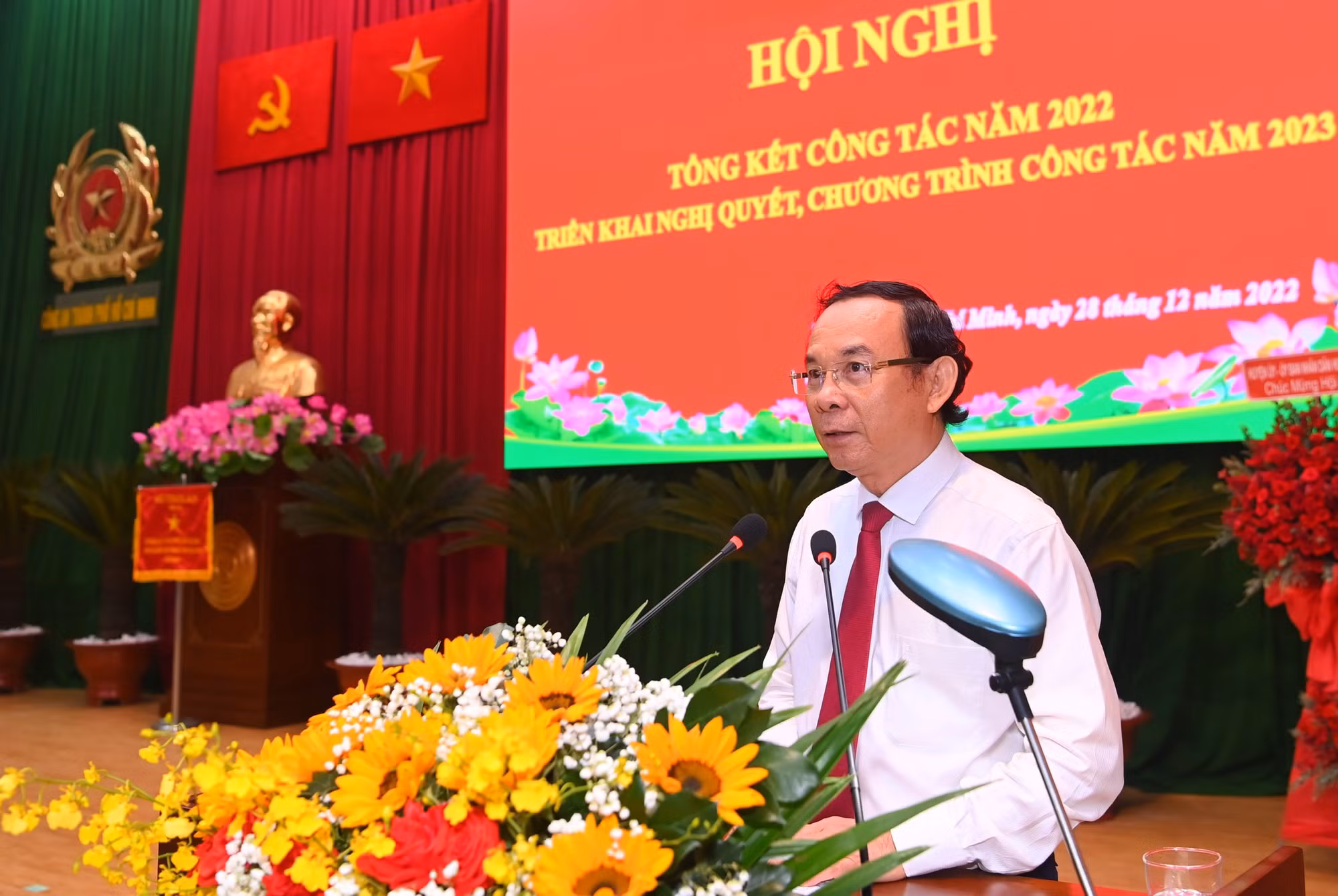 Bộ trưởng Tô Lâm: Công an TP Hồ Chí Minh phải quyết liệt xử lý tội phạm cướp, cướp giật -0
