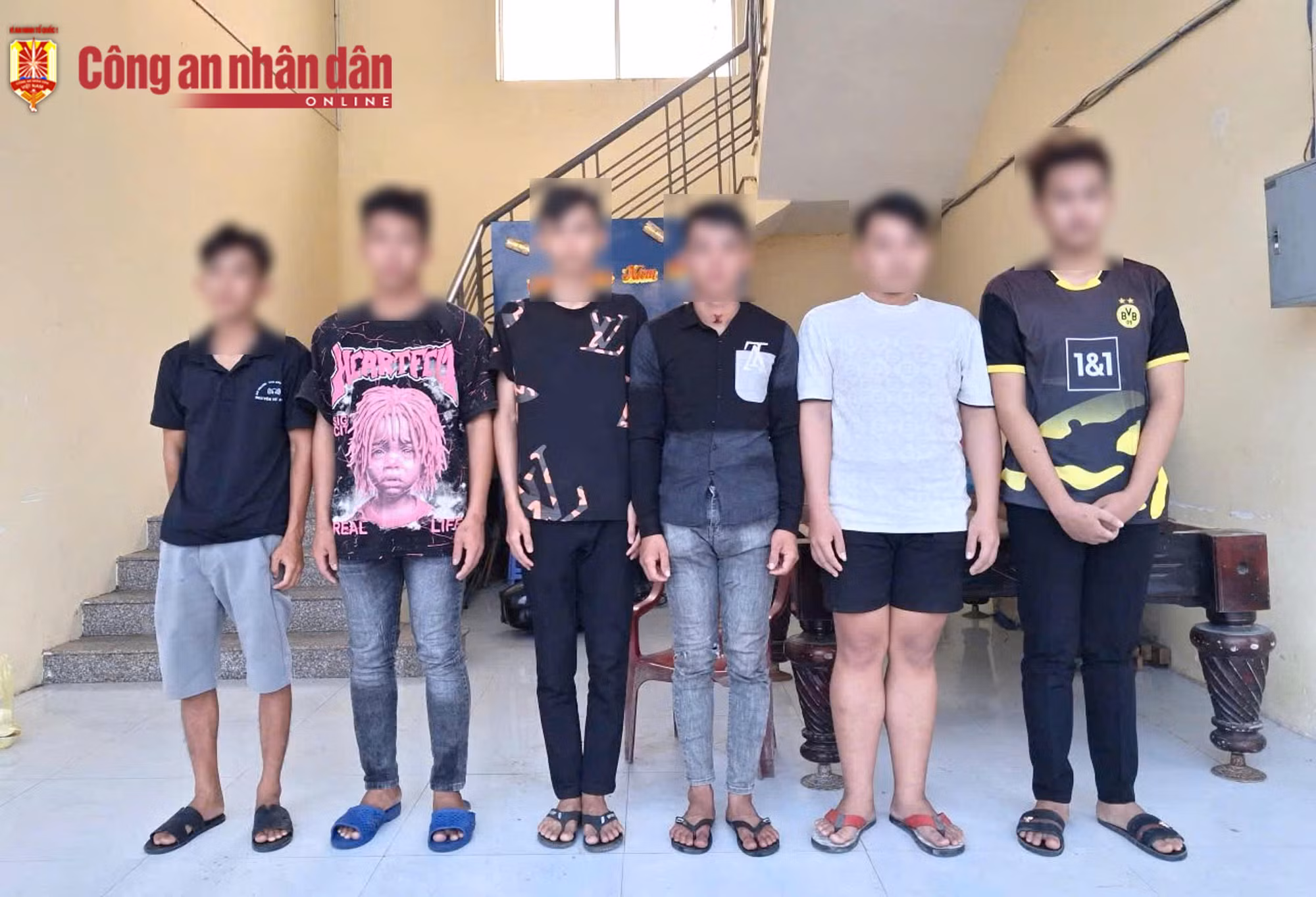 Bắt nhóm dối tượng ném đá trên cao tốc Rạch Sỏi - Lộ Tẻ -0