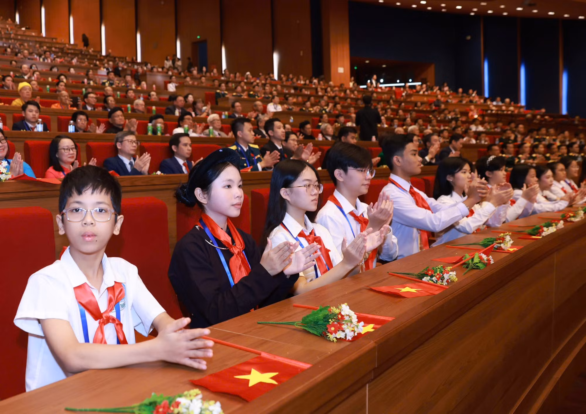Khai mạc trọng thể Đại hội Thi đua yêu nước toàn quốc lần thứ XI -3