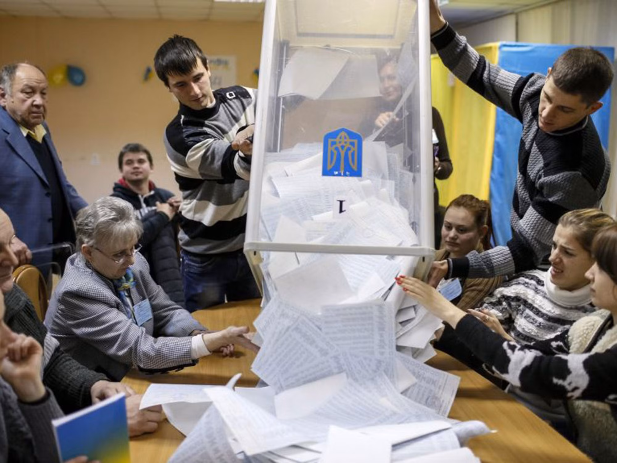 Ukraine và bài toán bầu cử giữa chiến sự -0