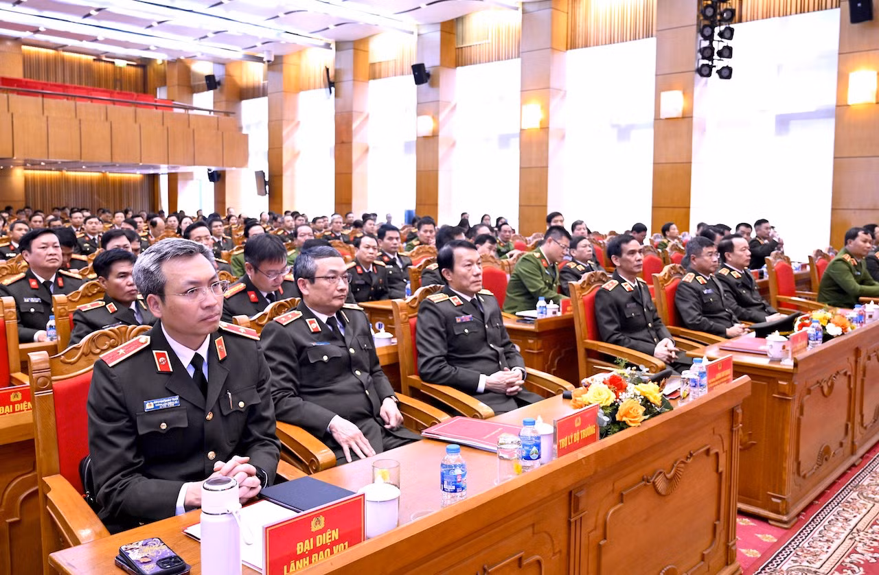 Đưa công tác cán bộ trở thành đòn bẩy, góp phần đạt mục tiêu cao của công tác Công an -0
