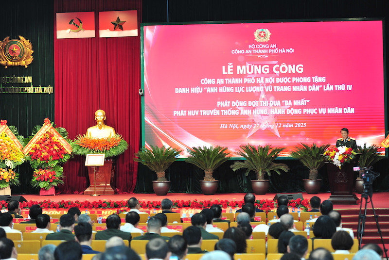 Hoạt động của Công an Thủ đô phải tạo nền tảng, động lực hỗ trợ cho phát triển kinh tế - xã hội -0