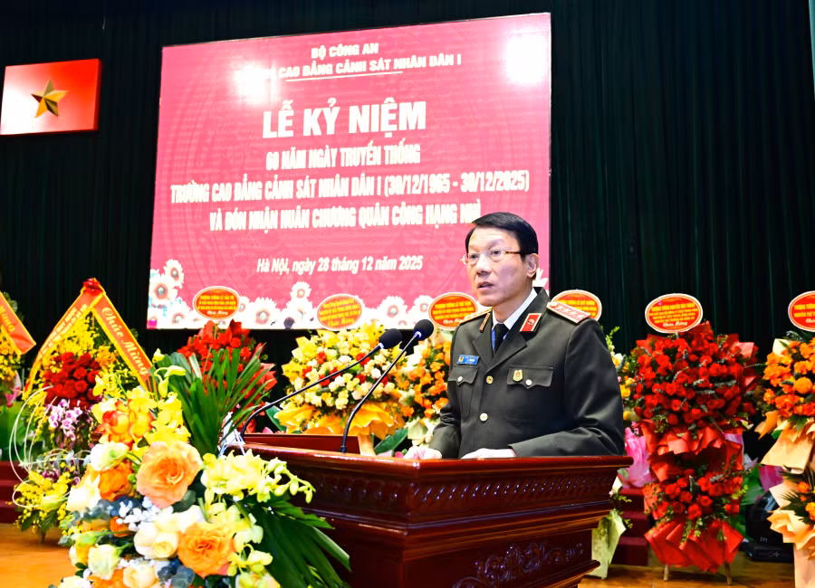Trường Cao đẳng CSND I kỷ niệm 60 năm ngày truyền thống và đón nhận Huân chương Quận công hạng Nhì -0