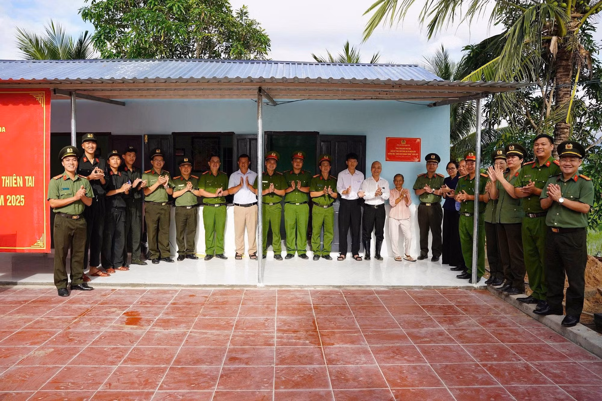 Báo chí phản ánh sinh động hình ảnh người chiến sĩ Công an vì nhân dân phục vụ gắn với phong trào thi đua “Ba nhất” -0