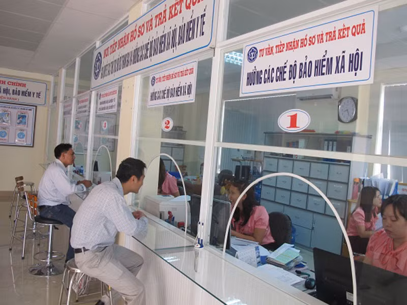 BHXH Việt Nam sẽ tiếp tục cắt giảm tối thiểu 20% thủ tục, chi phí giải quyết thủ tục hành chính năm 2024 -0
