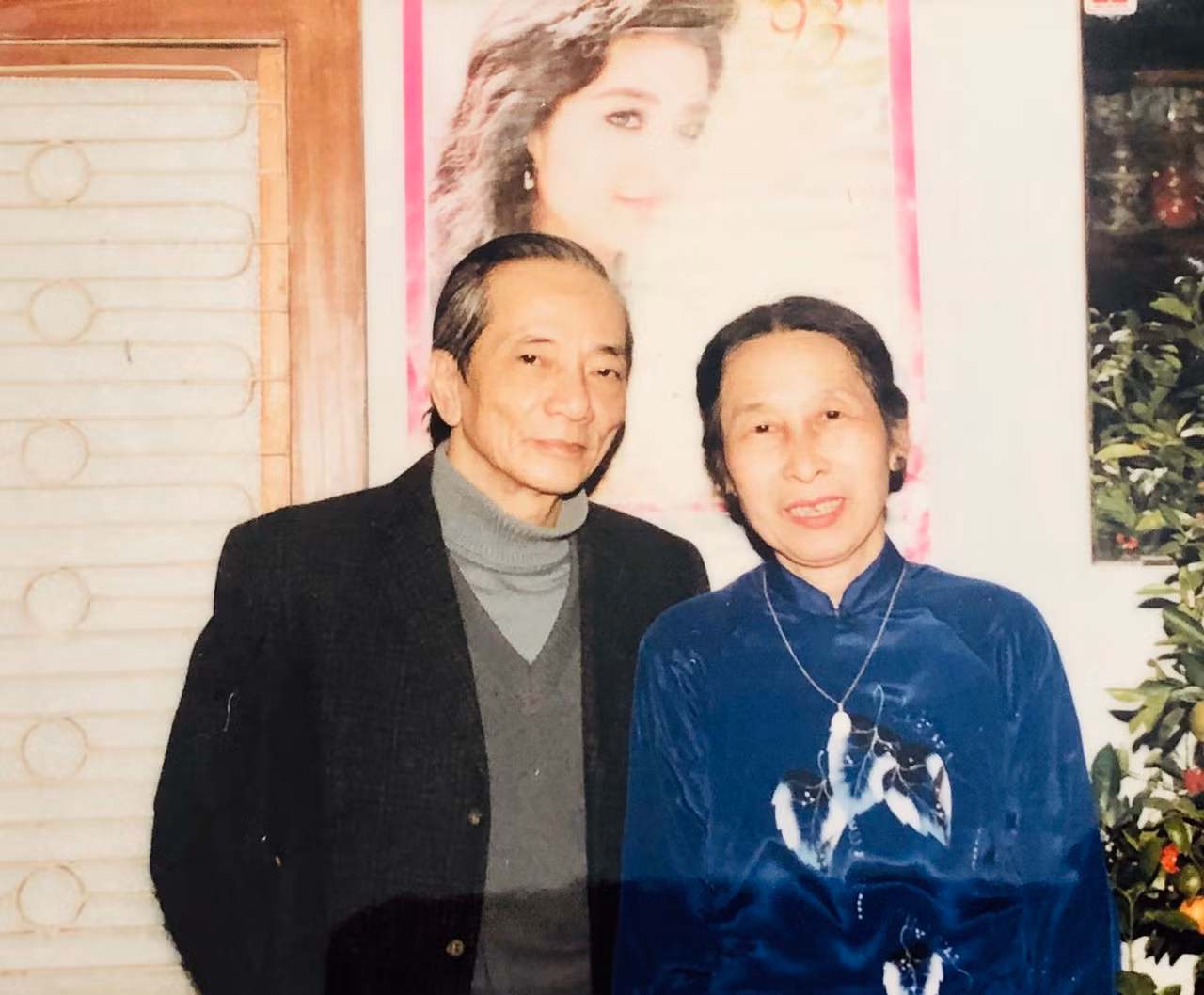 2 ob xuân oanh - xuân uyên.jpg -0