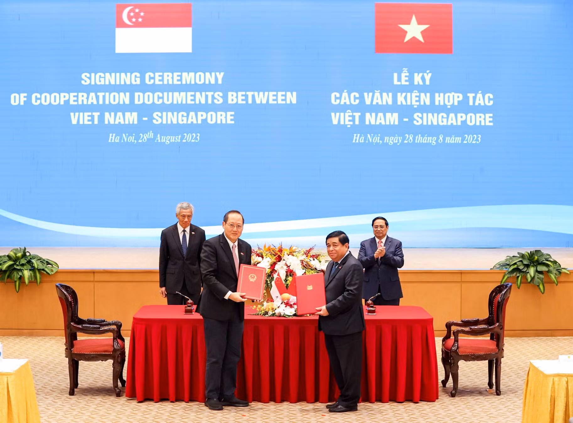 Việt Nam và Singapore ký kết 7 văn kiện hợp tác quan trọng -0