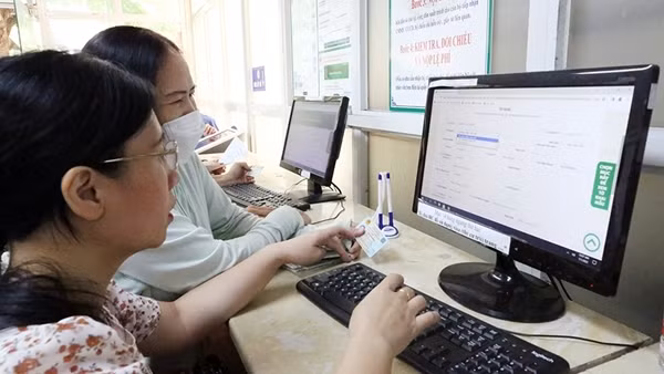 Gương mẫu đi đầu trong chuyển đổi số, cải cách hành chính (Bài 3)