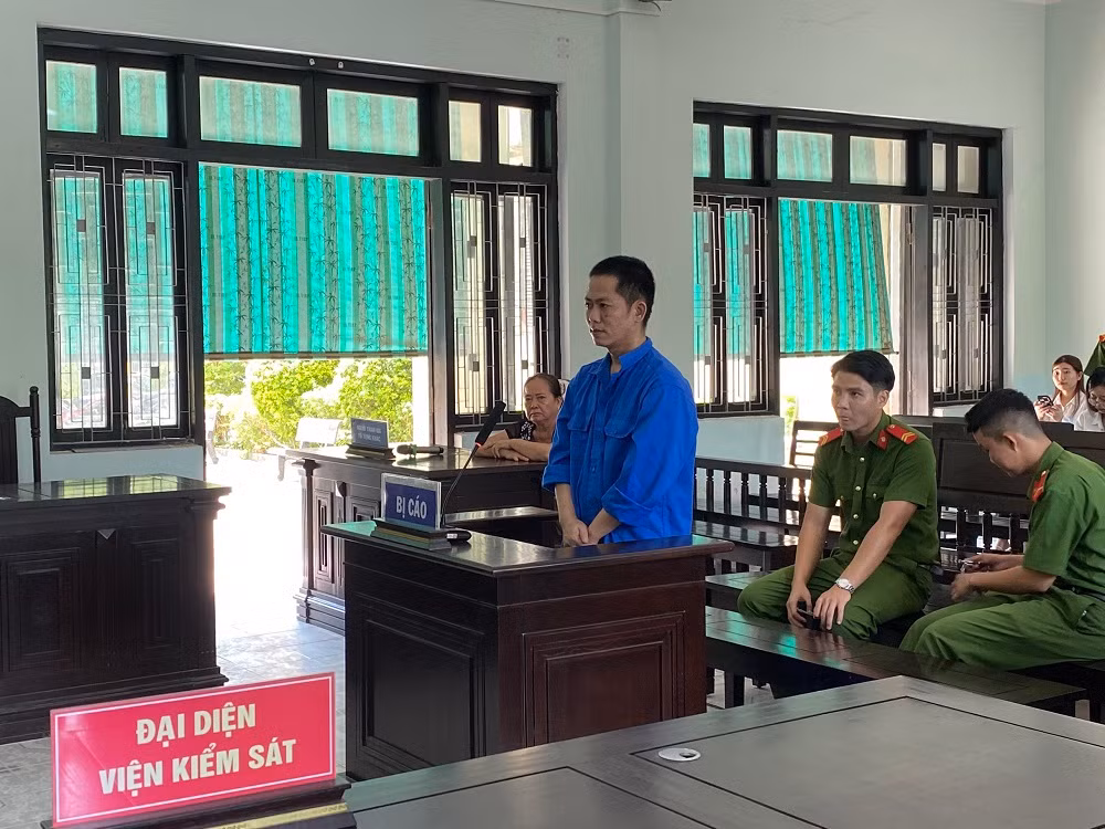 Phạm Hồng Tân tại phiên tòa xét xử sơ thẩm.