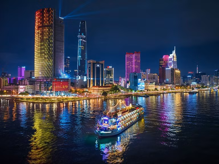 Trao giải và triển lãm ảnh “Tỏa sáng Việt Nam - Amazing Vietnam” -0