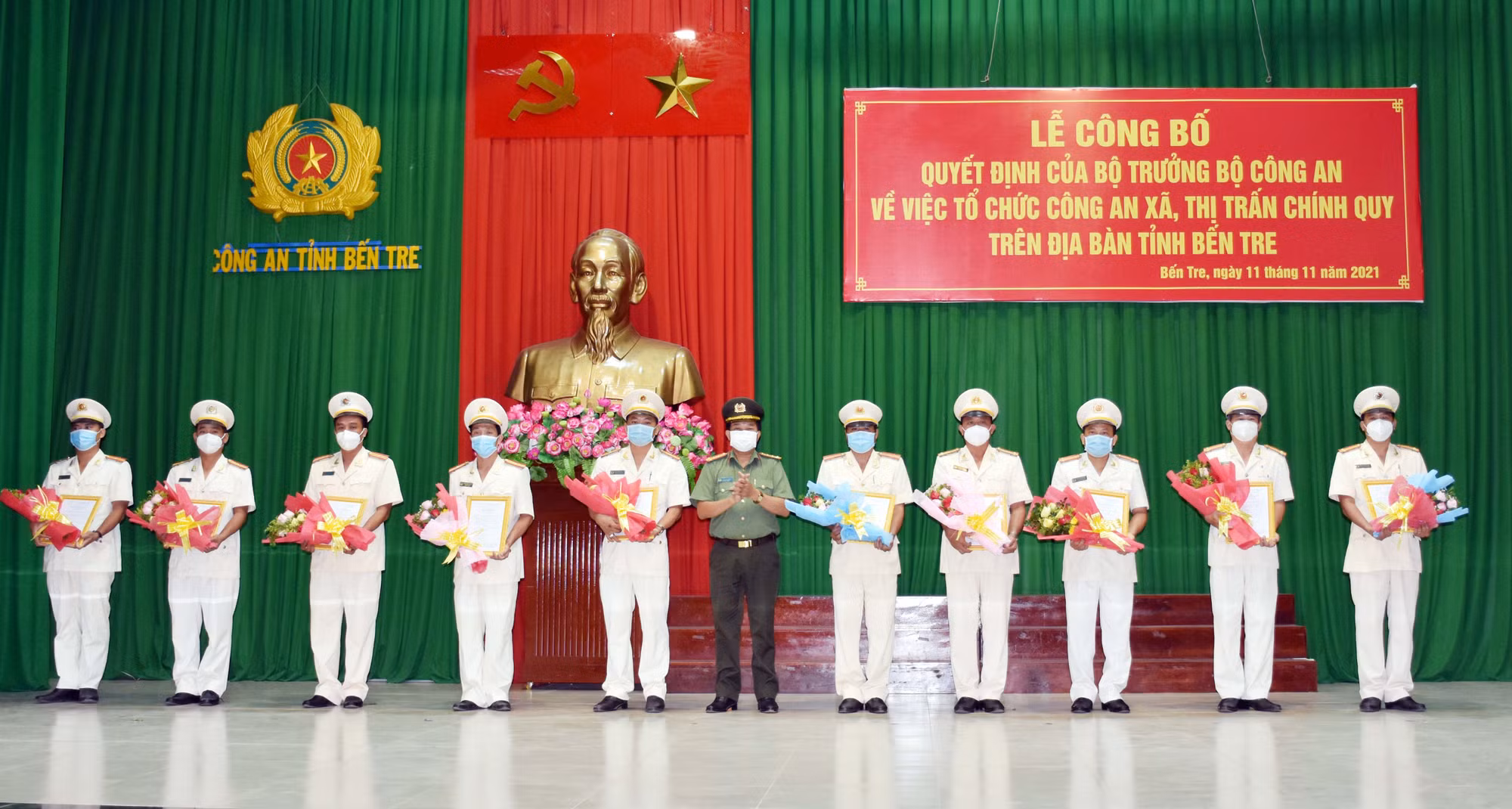 Công an 10 xã, thị trấn thuộc tỉnh Bến Tre được tổ chức theo mô hình chính quy -0