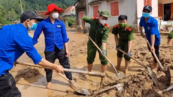 Công an đất võ "cất lưới" đối tượng truy nã ảnh 2