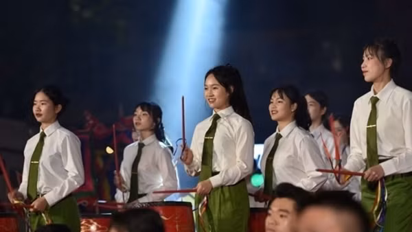 1.000 diễn viên Đoàn nghệ thuật trống hội Học viện CSND tham gia lễ kỷ niệm Ngày thành lập tỉnh Quảng Ninh
