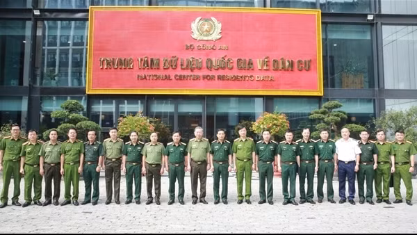 Bộ Công an và Bộ Quốc phòng ký kết Kế hoạch phối hợp triển khai Đề án 06