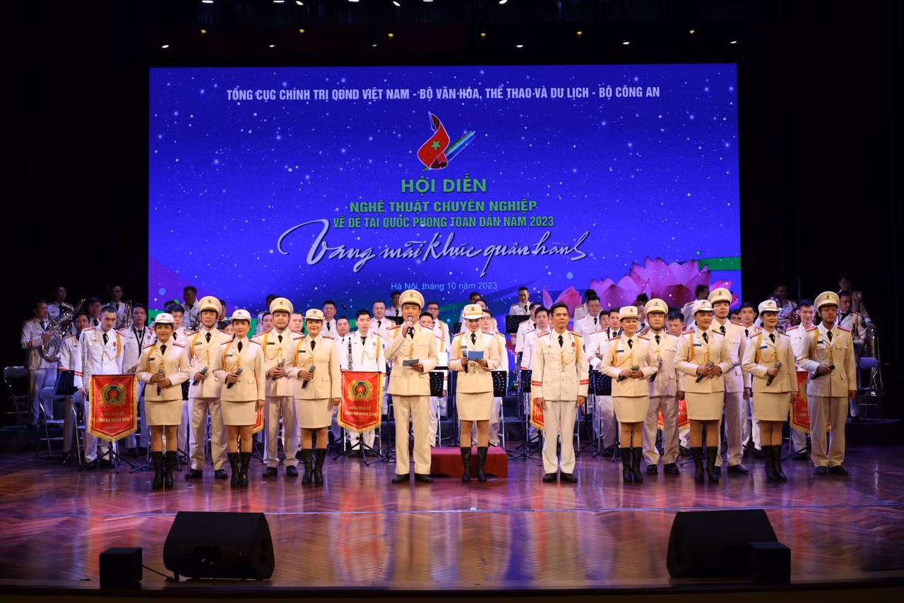 Những khoảnh khắc đẹp của Đoàn Nghi lễ CAND tại Hội diễn nghệ thuật Quốc phong toàn dân -0
