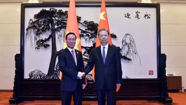 Chủ tịch nước Võ Văn Thưởng hội kiến Ủy viên trưởng Nhân đại toàn quốc Trung Quốc Triệu Lạc Tế