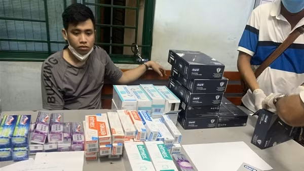 “Bà trùm” điều hành đường dây gùi 64kg ma túy, 20 bánh heroin vào Việt Nam ảnh 5
