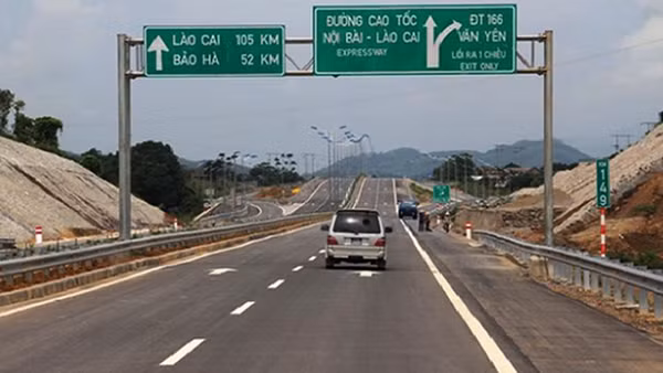 Đề nghị địa phương "tự lo" tiền làm đường kết nối với cao tốc Bắc – Nam