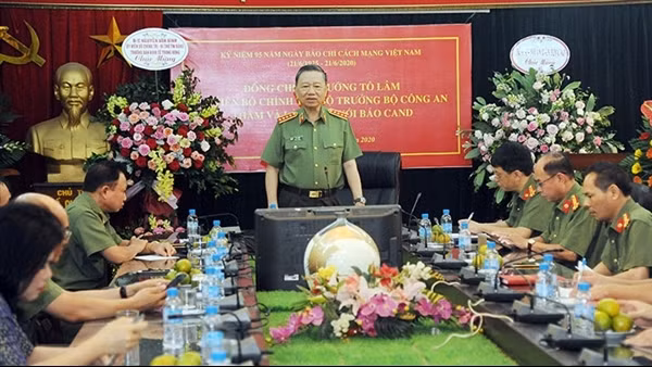 Lãnh đạo tỉnh Bạc Liêu thăm, chúc mừng Văn phòng thường trú Báo CAND khu vực ĐBSCL ảnh 5