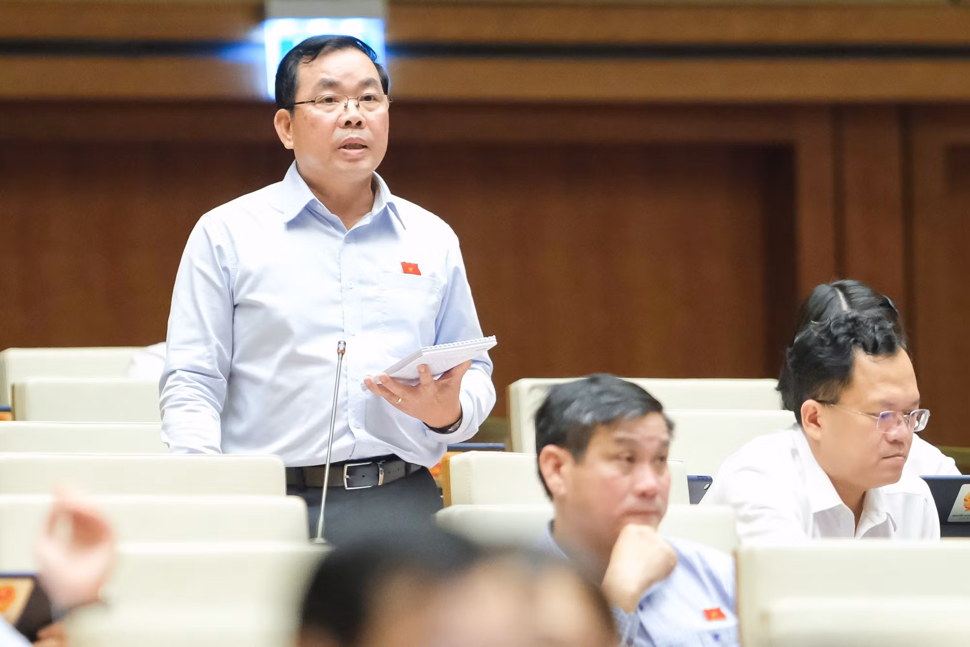 Đại biểu Quốc hội cảnh báo mất cán bộ nếu xin cơ chế chỉ định thầu dự án giao thông -0