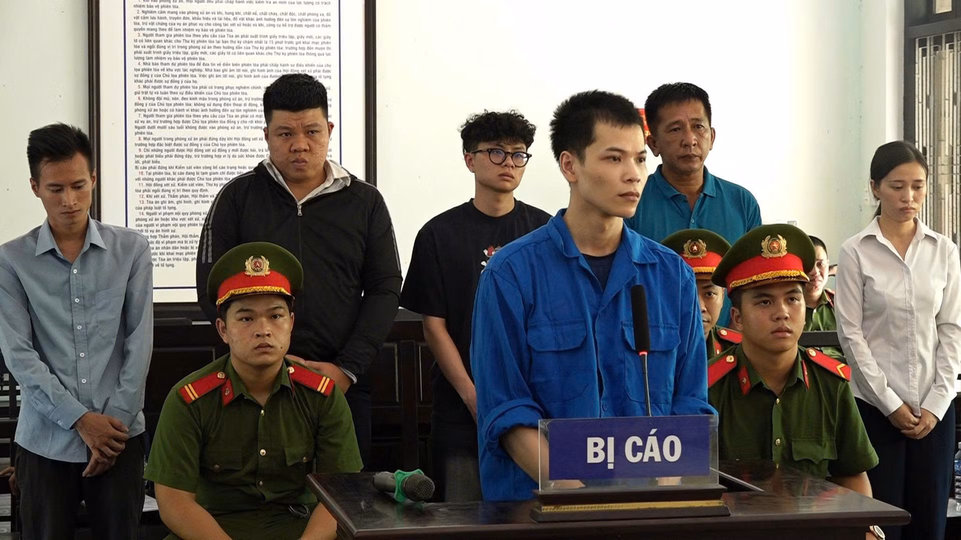Xét xử đường dây mua bán hơn 53 triệu dữ liệu thông tin cá nhân -0